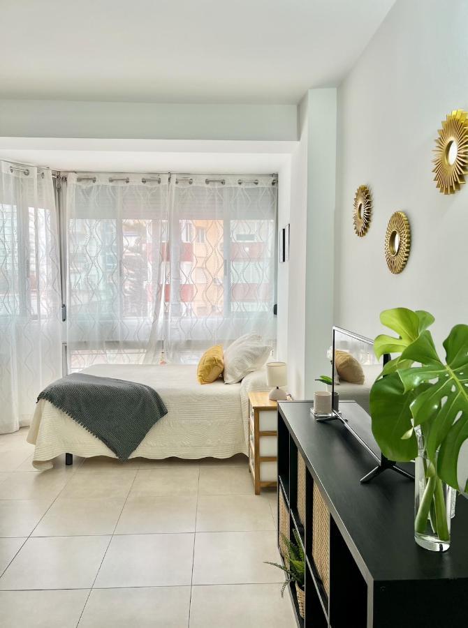 Precioso Estudio Con Piscina, Junto A La Playa Torre Del Mar Esterno foto