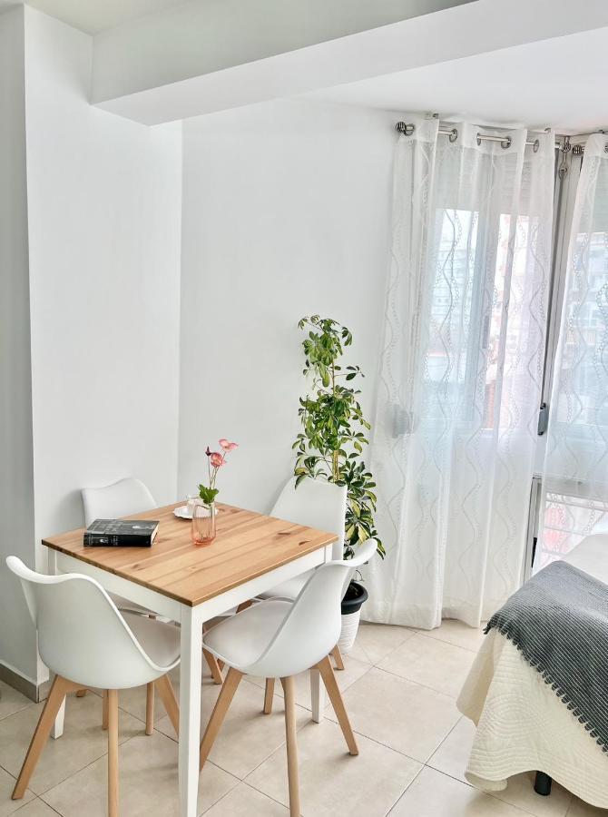 Precioso Estudio Con Piscina, Junto A La Playa Torre Del Mar Esterno foto